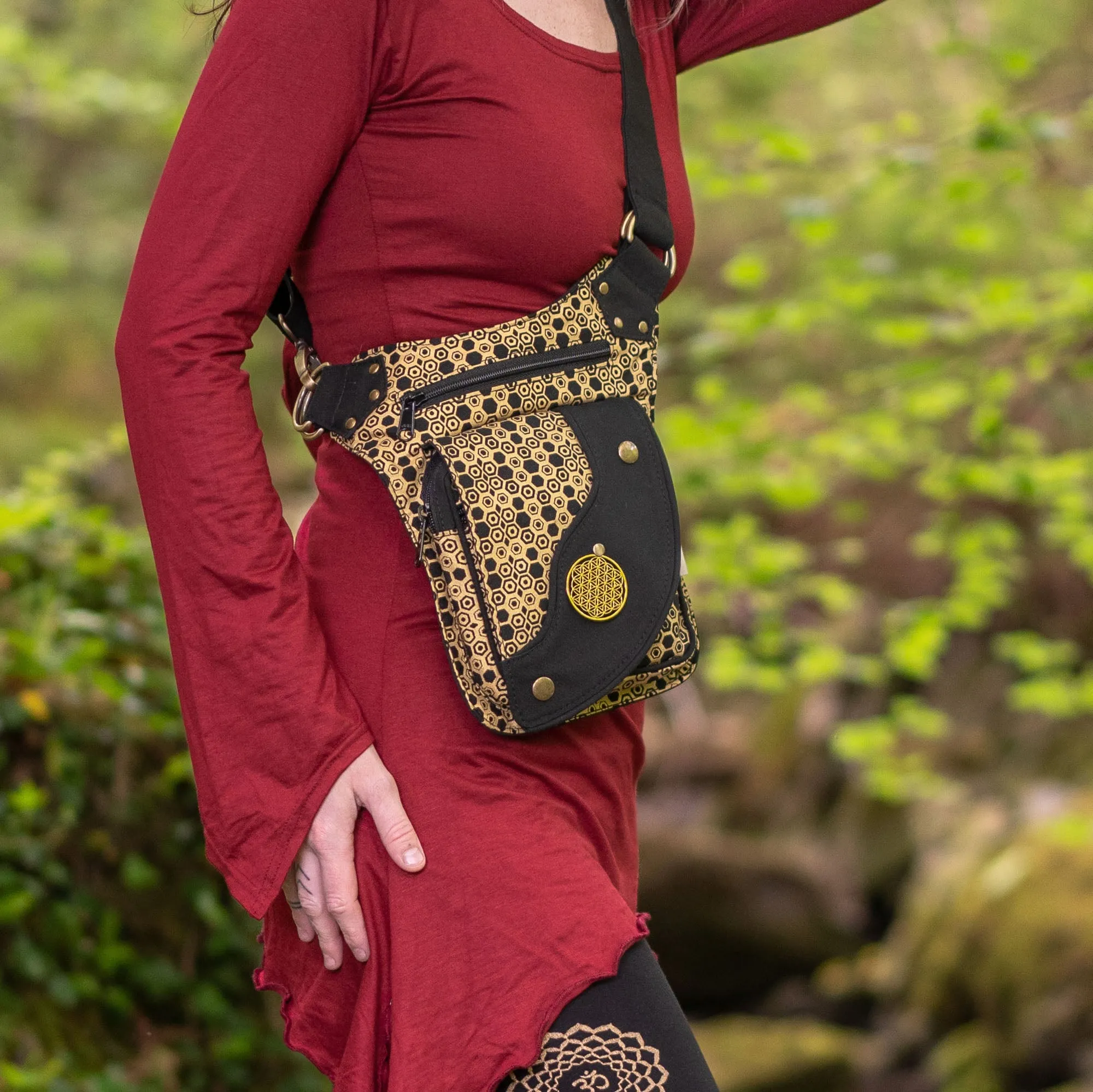 Aphrodite Hip Bag / Shoulder Bag - Hexagon Bee Print