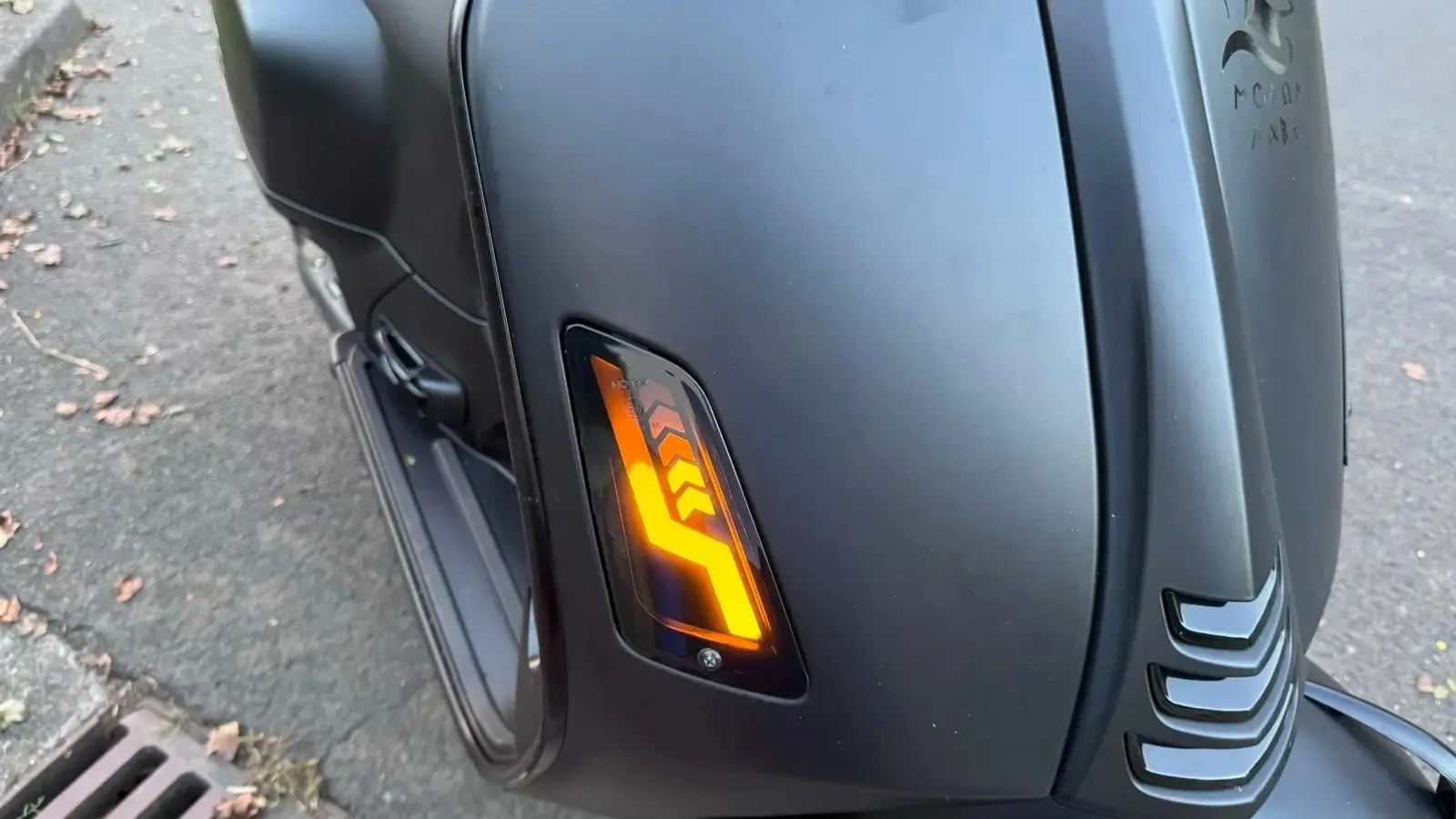 Aplus Turn Signals Kit Indicator Flow Smoked | Vespa GTS Models 125-300cc